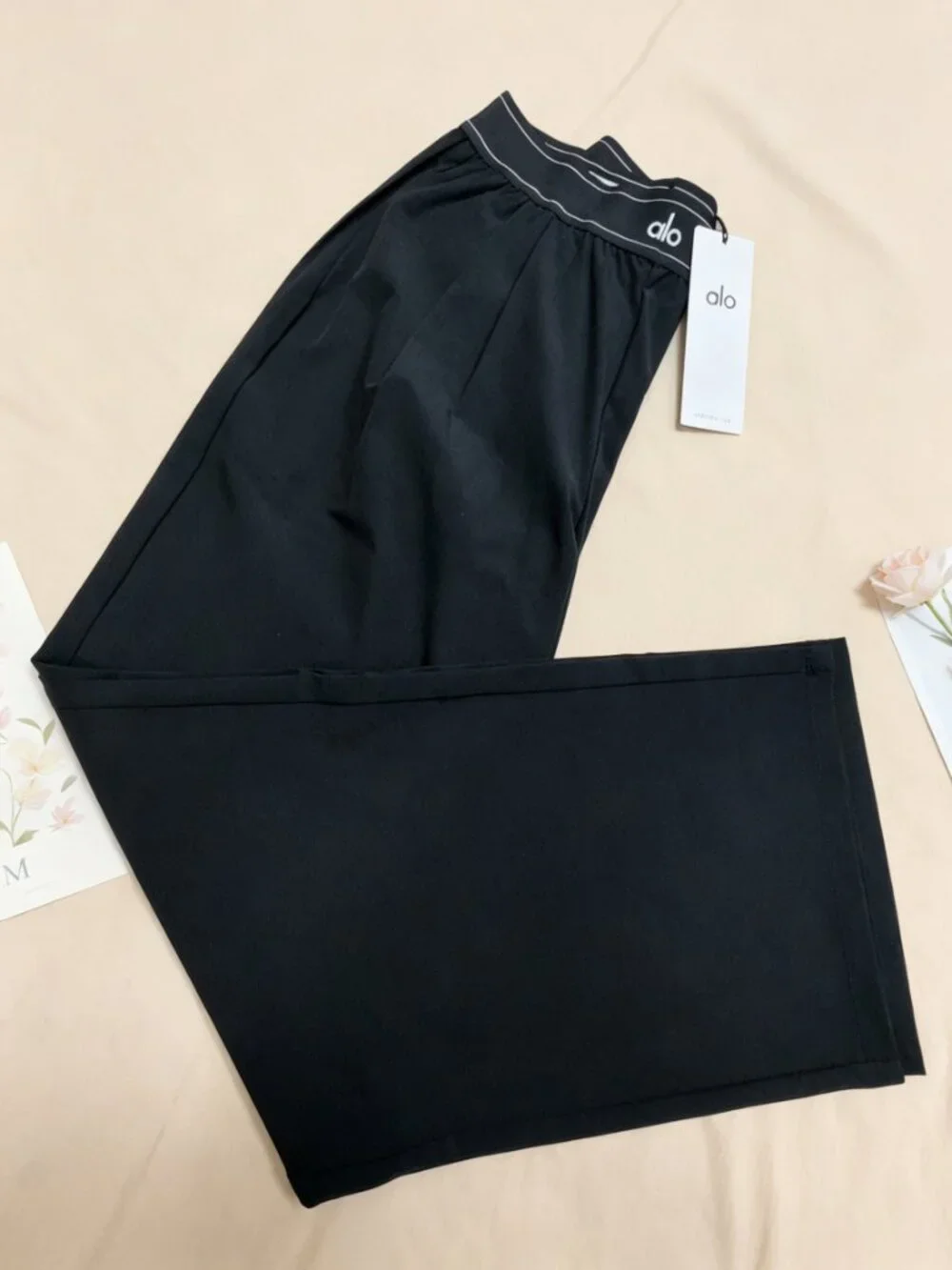NWT👋ALO Yoga Suit Up Trouser Black Wide Leg🚀Regular 30